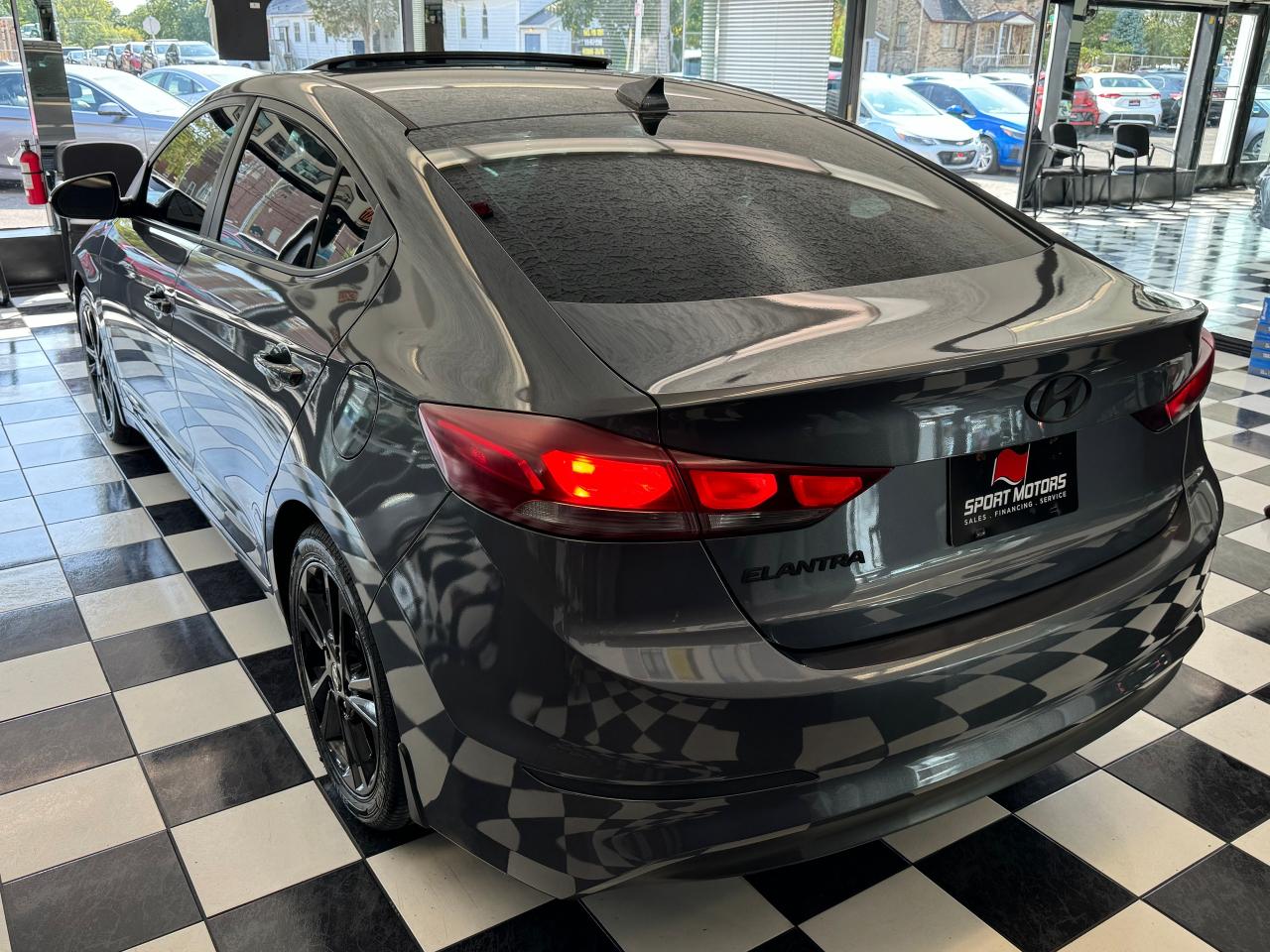 2017 Hyundai Elantra GLS+Sunroof+New Tires+Brakes+ApplePlay+Camera+A/C - Photo #6