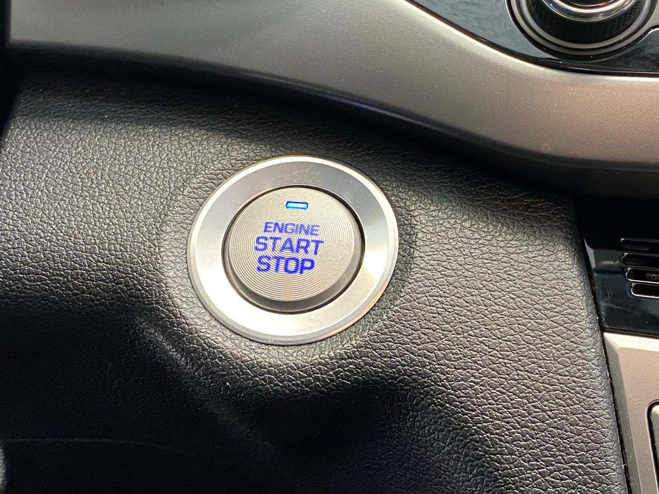 2017 Hyundai Elantra GLS+Sunroof+New Tires+Brakes+ApplePlay+Camera+A/C - Photo #53