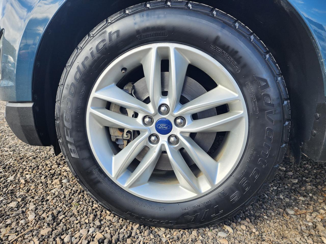 2016 Ford Edge SEL AWD | ALL CREDIT ACCEPTED!! - Photo #9