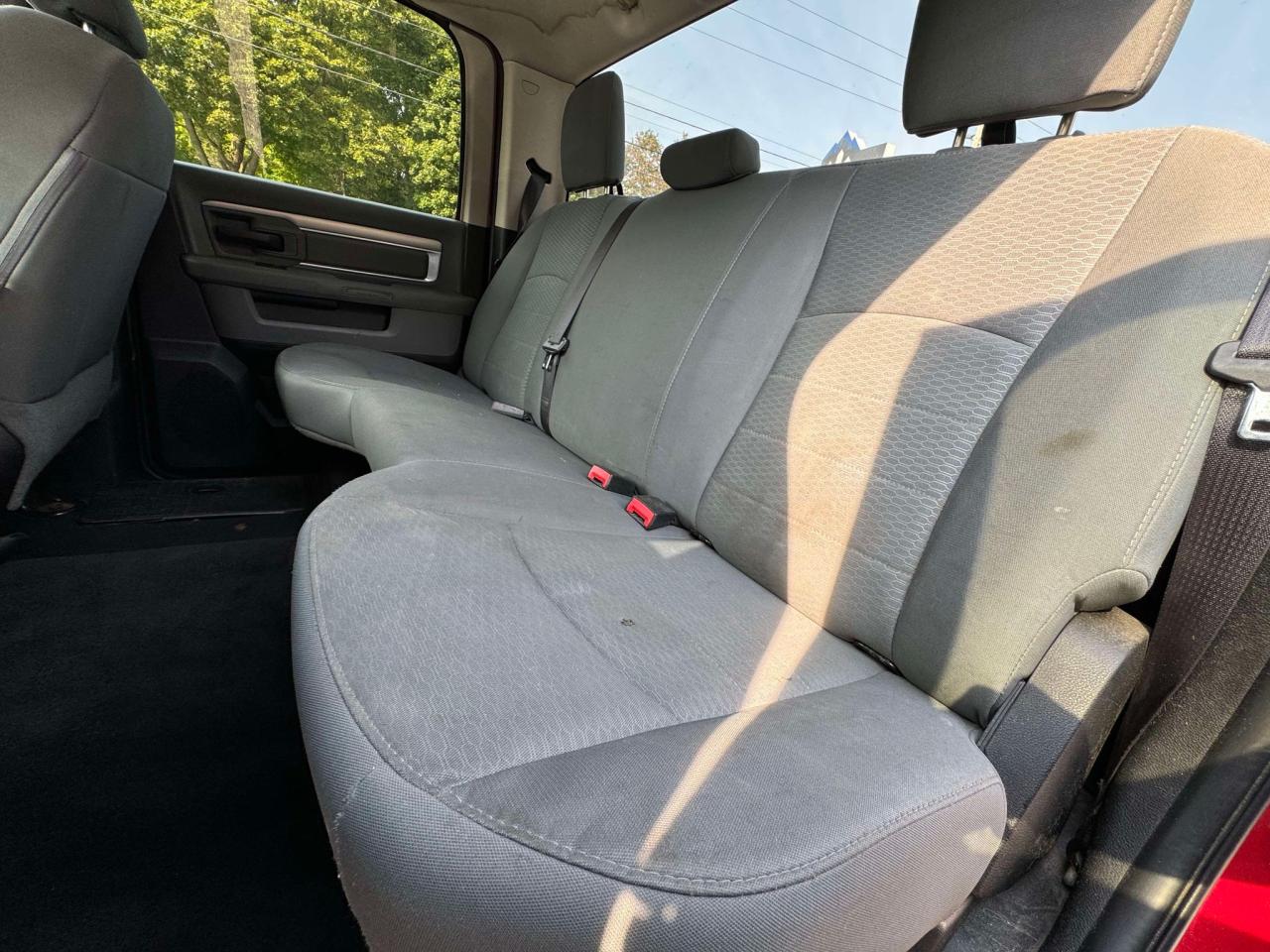 2017 RAM 1500 ST Crew Cab - Photo #11