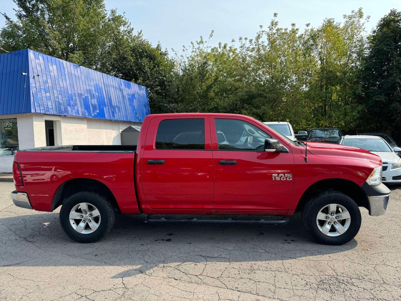 2017 RAM 1500 ST Crew Cab - Photo #8