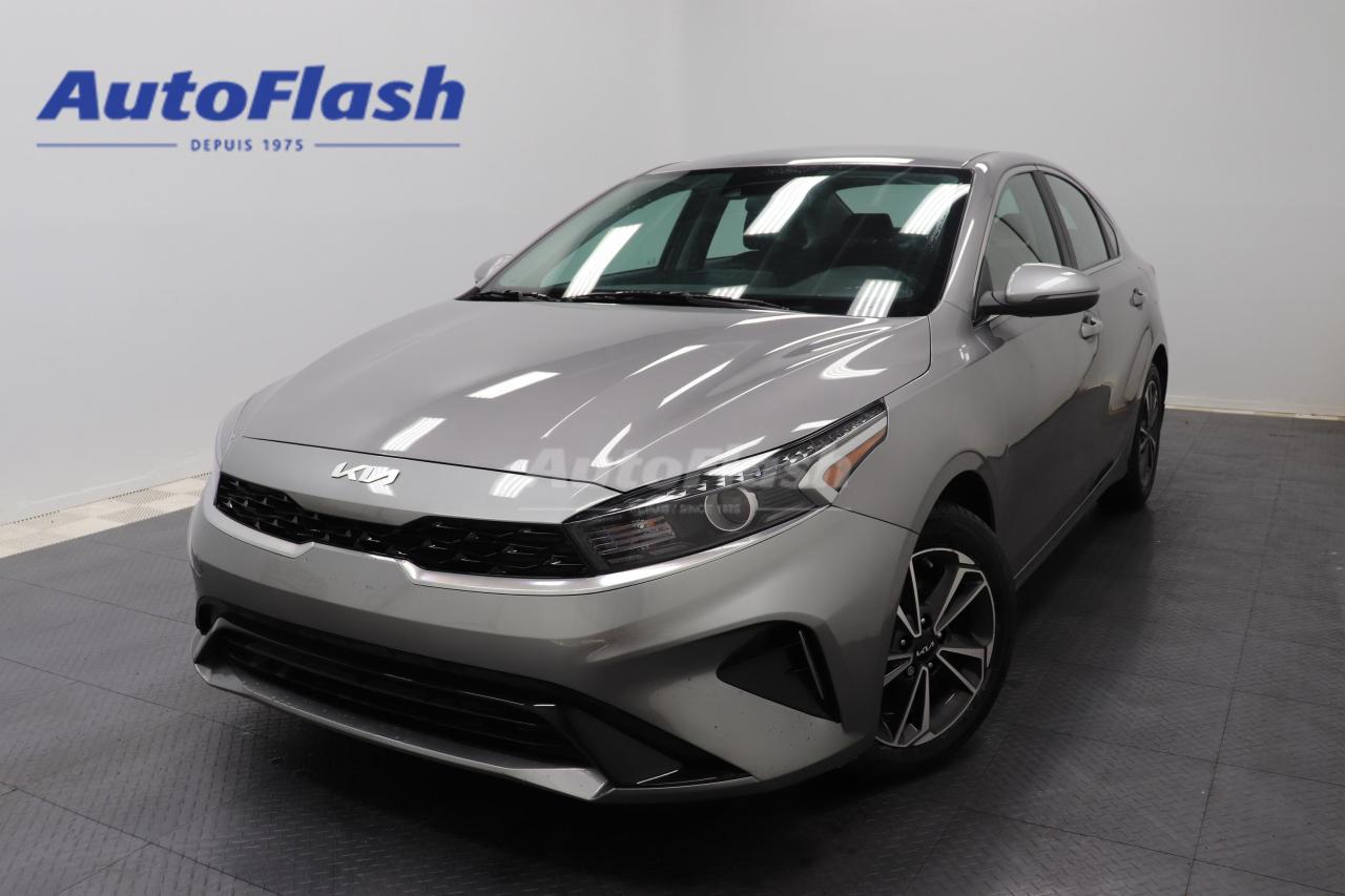 Used 2023 Kia Forte EX, CARPLAY, ASSISTANCE CONDUITE, SIEGES CHAUFF for sale in Saint-Hubert, QC