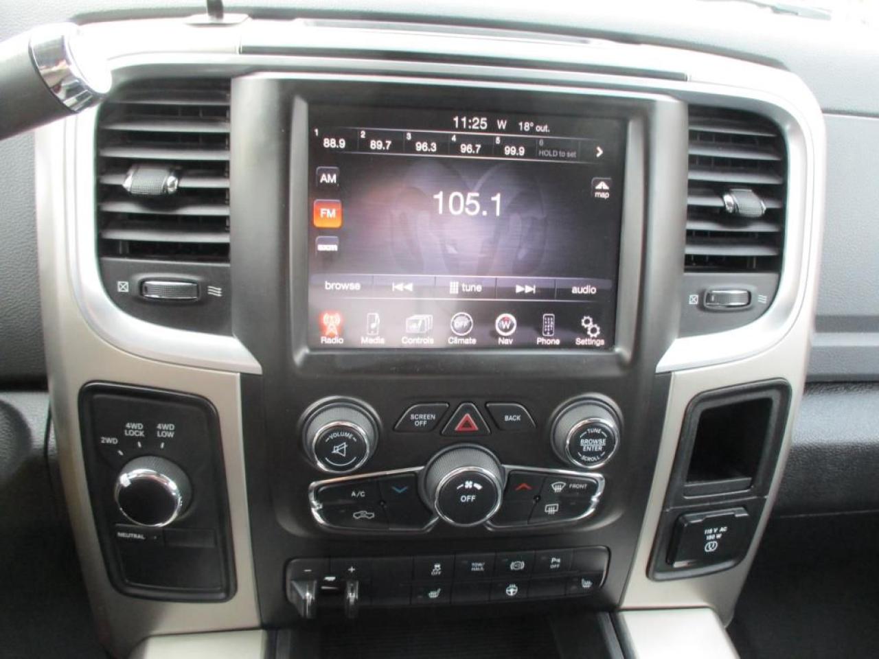2014 RAM 3500 SLT CREW CAB 4X4 Photo20