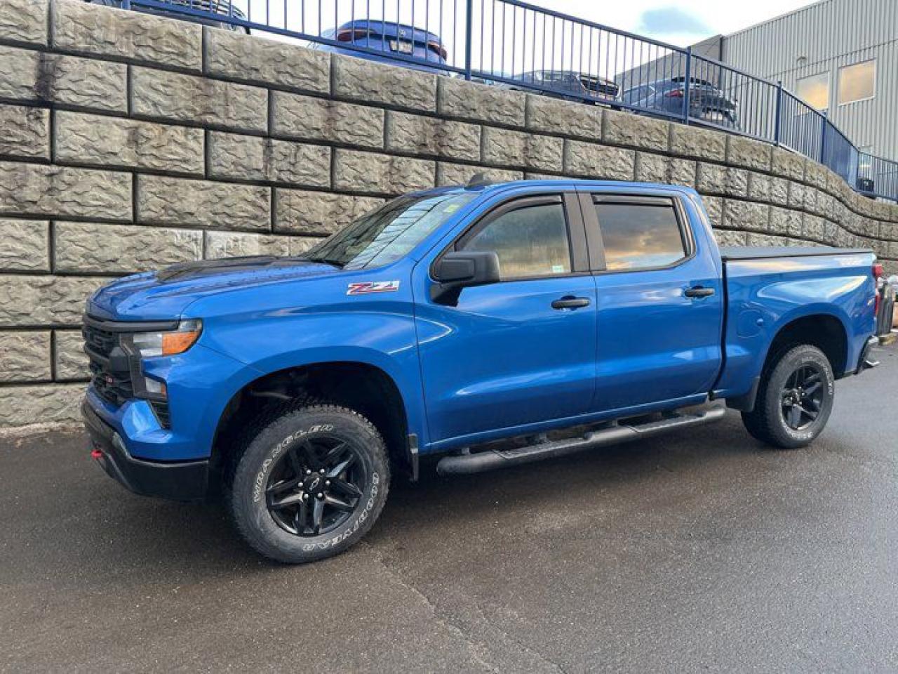 New Price!Glacier Blue Metallic 2022 Chevrolet Silverado 1500 Custom Trail Boss FACTORY 2 LIFT| SUPER NICE TRUCK 4WD 10-Speed Automatic EcoTec3 5.3L V8* Market Value Pricing *, 10-Speed Automatic, 4WD, Cloth.GM Certified Details:* 150+ Point Inspection* Exchange policy is 30 days or 2,500 kilometres, whichever comes first* Finance rates from 4.99% APR FOR 24 MONTHS ON SELECT MODELS* Current students, recent graduates and full/part-time students eligible for $500 student bonus offer on the purchase of an eligible certified pre-owned vehicle. Offer valid from January 4, 2023 - January 2, 2024. Certified PRE-OWNED OFFERS FOR CANADIAN NEWCOMERS. To make Canada feel more like home, were offering $500 off any eligible Certified Pre-Owned Chevrolet, Buick or GMC vehicle as a welcoming gift. Free 3-month SiriusXM Trial. 1-month OnStar Trial. GM Owner Centre and Mobile App* 24/7 roadside assistance for 3 months or 5,000 km (whichever comes first)* 3 months or 5,000 kilometres (whichever comes first) which can be extended or upgraded to an even more comprehensive Certified Pre-Owned Vehicle Protection PlanSteele GMC Buick Fredericton offers the full selection of GMC Trucks including the Canyon, Sierra 1500, Sierra 2500HD & Sierra 3500HD in addition to our other new GMC and new Buick sedans and SUVs. Our Finance Department at Steele GMC Buick are well-versed in dealing with every type of credit situation, including past bankruptcy, so all customers can have confidence when shopping with us!Steele Auto Group is the most diversified group of automobile dealerships in Atlantic Canada, with 47 dealerships selling 27 brands and an employee base of well over 2300.