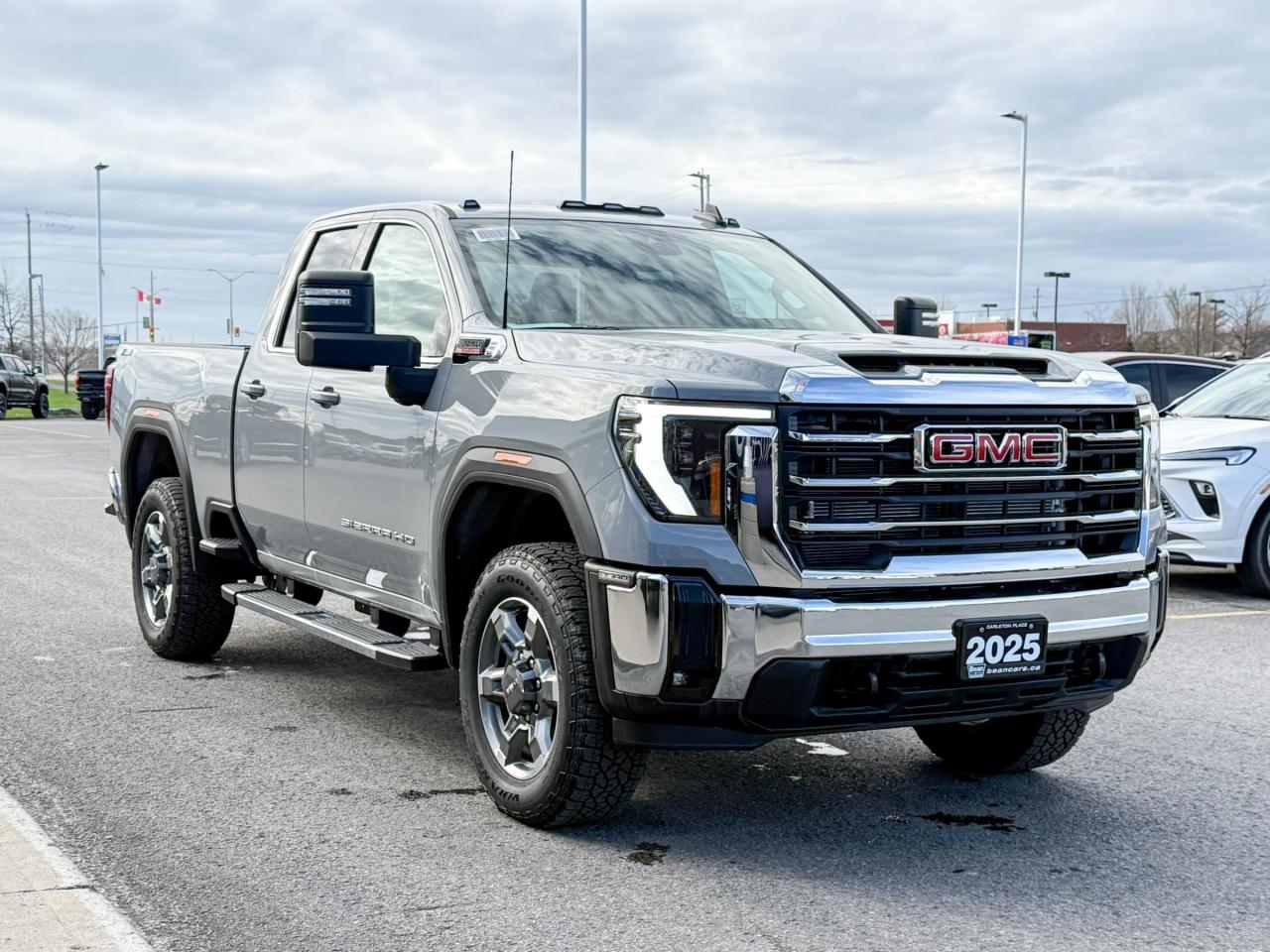 2025 GMC Sierra 2500 HD SLE 6.6L V8 DURAMAX WITH REMOTE START/ENTRY, CRUISE CONTROL, VINYL FLOORING, HD REAR VISION CAMERA, APPLE CARPLAY AND ANDROID AUTO Photo