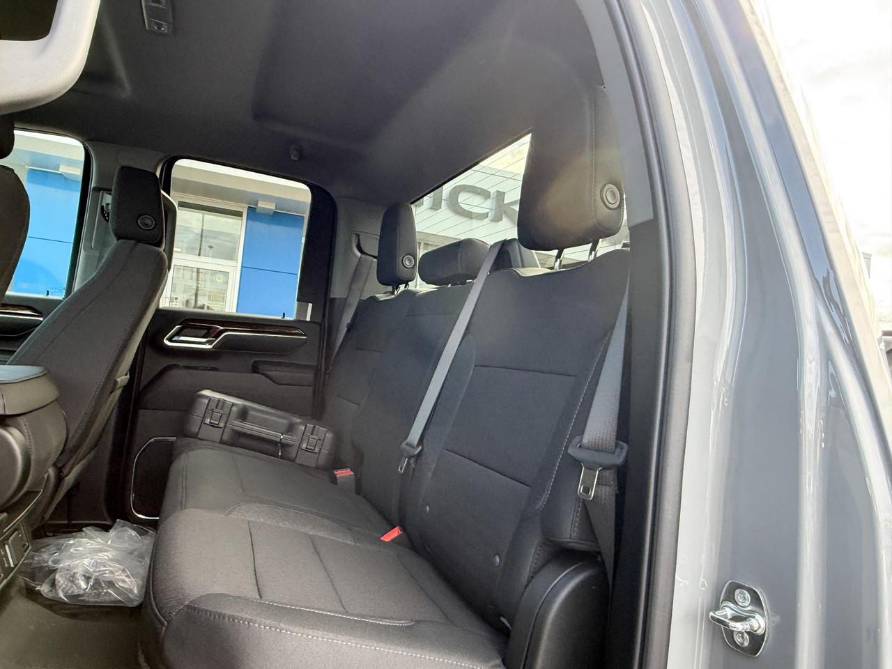 2025 GMC Sierra 2500 HD SLE 6.6L V8 DURAMAX WITH REMOTE START/ENTRY, CRUISE CONTROL, VINYL FLOORING, HD REAR VISION CAMERA, APPLE CARPLAY AND ANDROID AUTO Photo