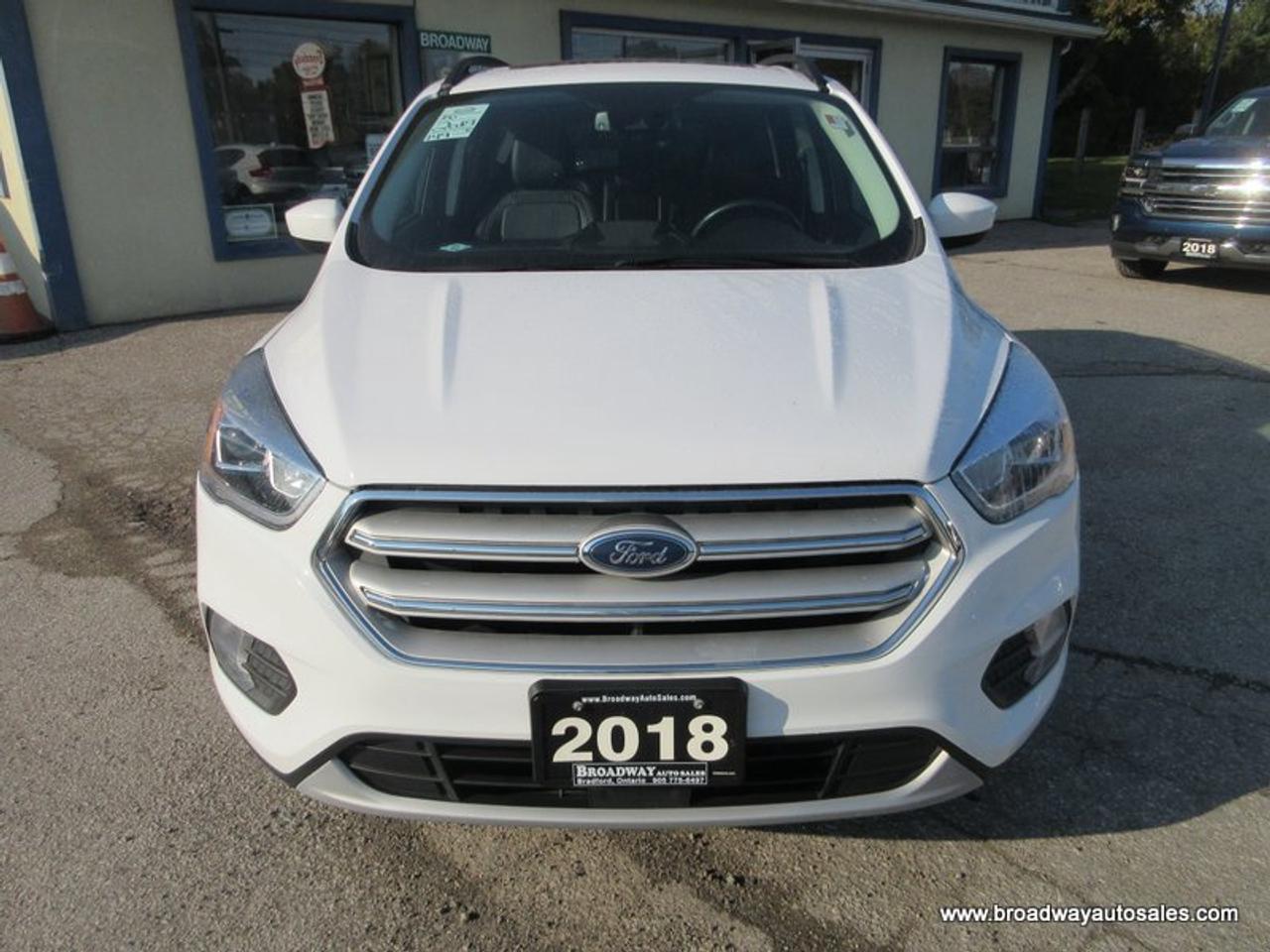 2018 Ford Escape FOUR-WHEEL DRIVE SEL-VERSION 5 PASSENGER 1.5L - ECO-BOOST.. NAVIGATION.. PANORAMIC SUNROOF.. LEATHER.. HEATED SEATS.. POWER TAILGATE.. Photo3