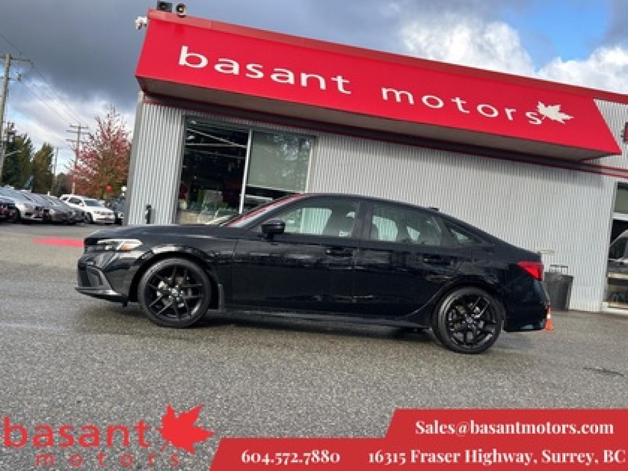 Used 2022 Honda Civic Sedan Sport, Sunroof, Backup Cam, Low KMs!! for sale in Surrey, BC