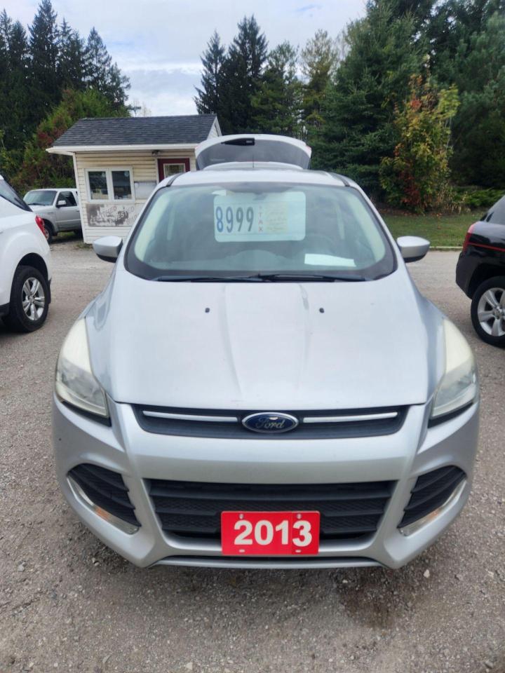 <p>2013 ford escape AWD runs and drives excellent price shown includes certification safety and 6 months 10,000km warranty feel free to contact Erics Autos 705 487 2277 we are located midway between barrie and orillia on hwy 11 south at the 5th line of Oro-Medonte </p>