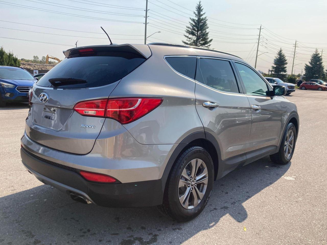 2015 Hyundai Santa Fe Sport  Photo