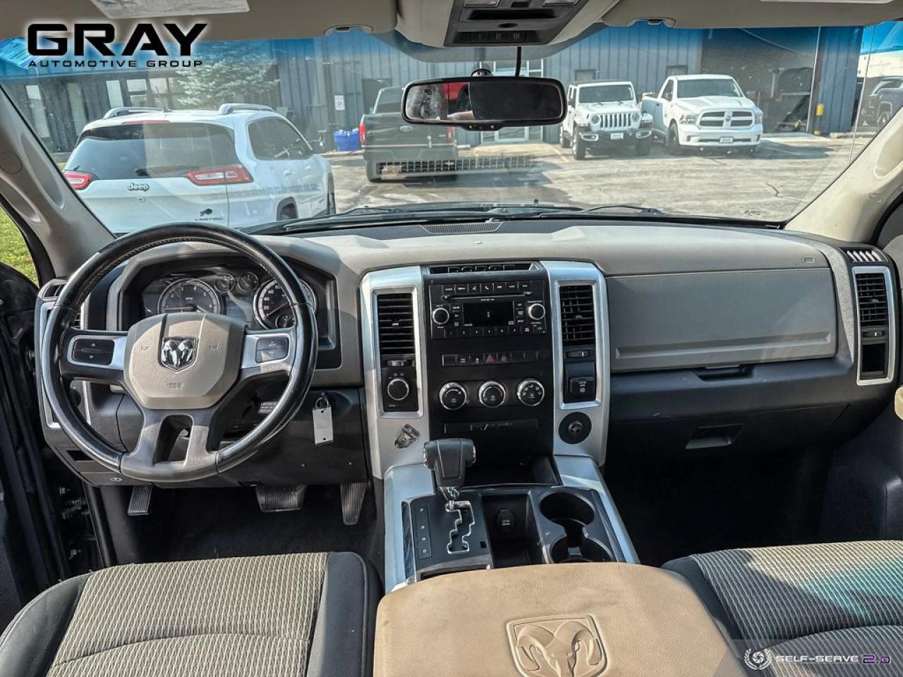 2011 RAM 1500 SLT 5.7L V8/6.4' Box/4x4/Power Group - Photo #16