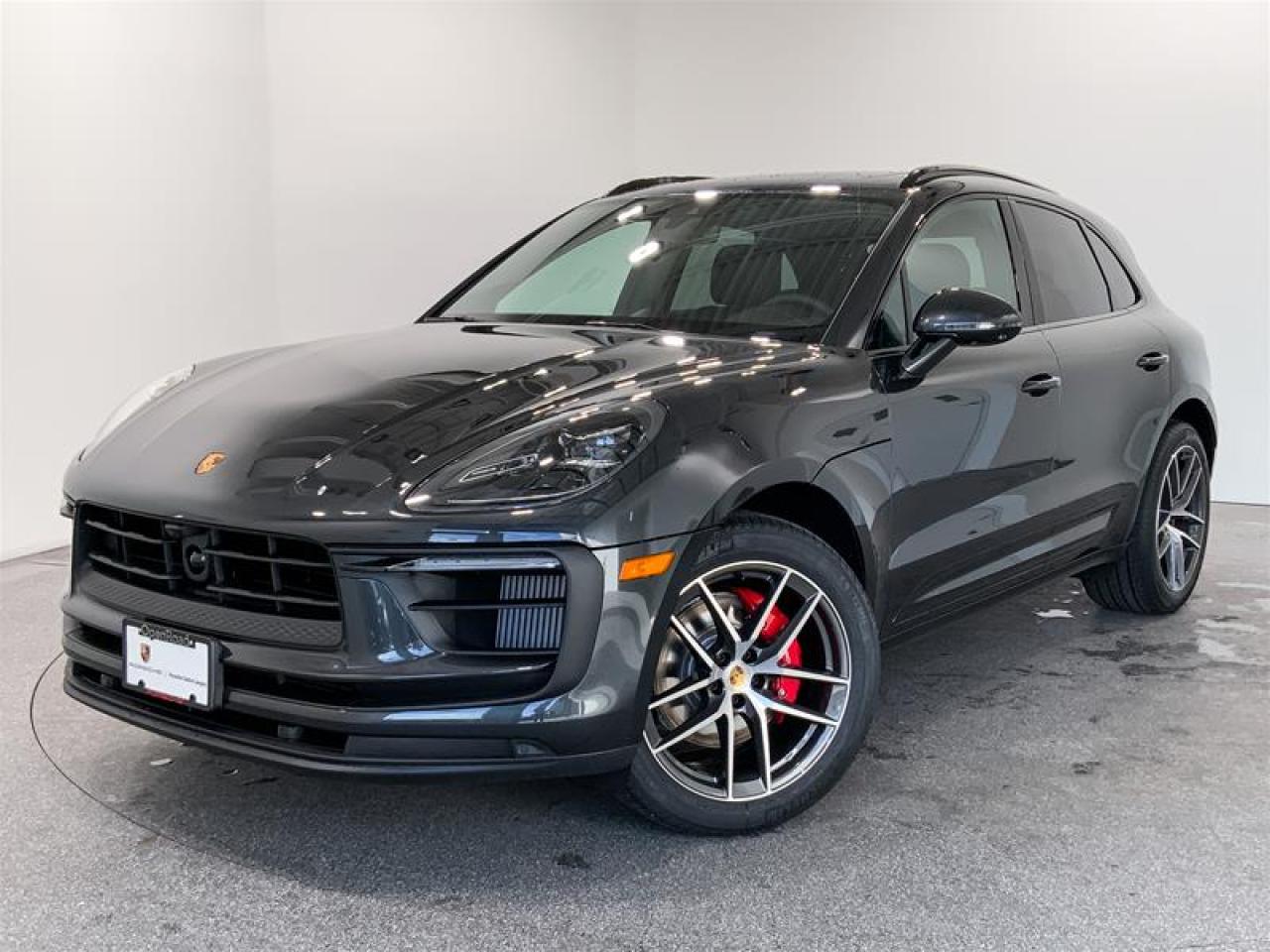 New 2025 Porsche Macan S AWD for sale in Langley City, BC