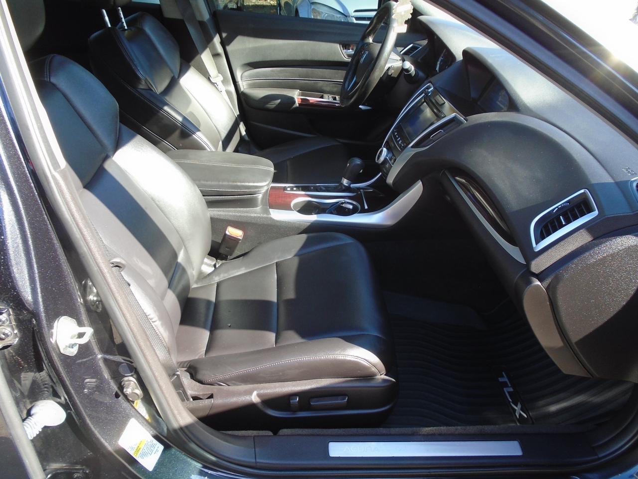 2015 Acura TLX LEATHER/ ROOF / HEATED SEATS / PUSH START/ KEYLESS - Photo #13
