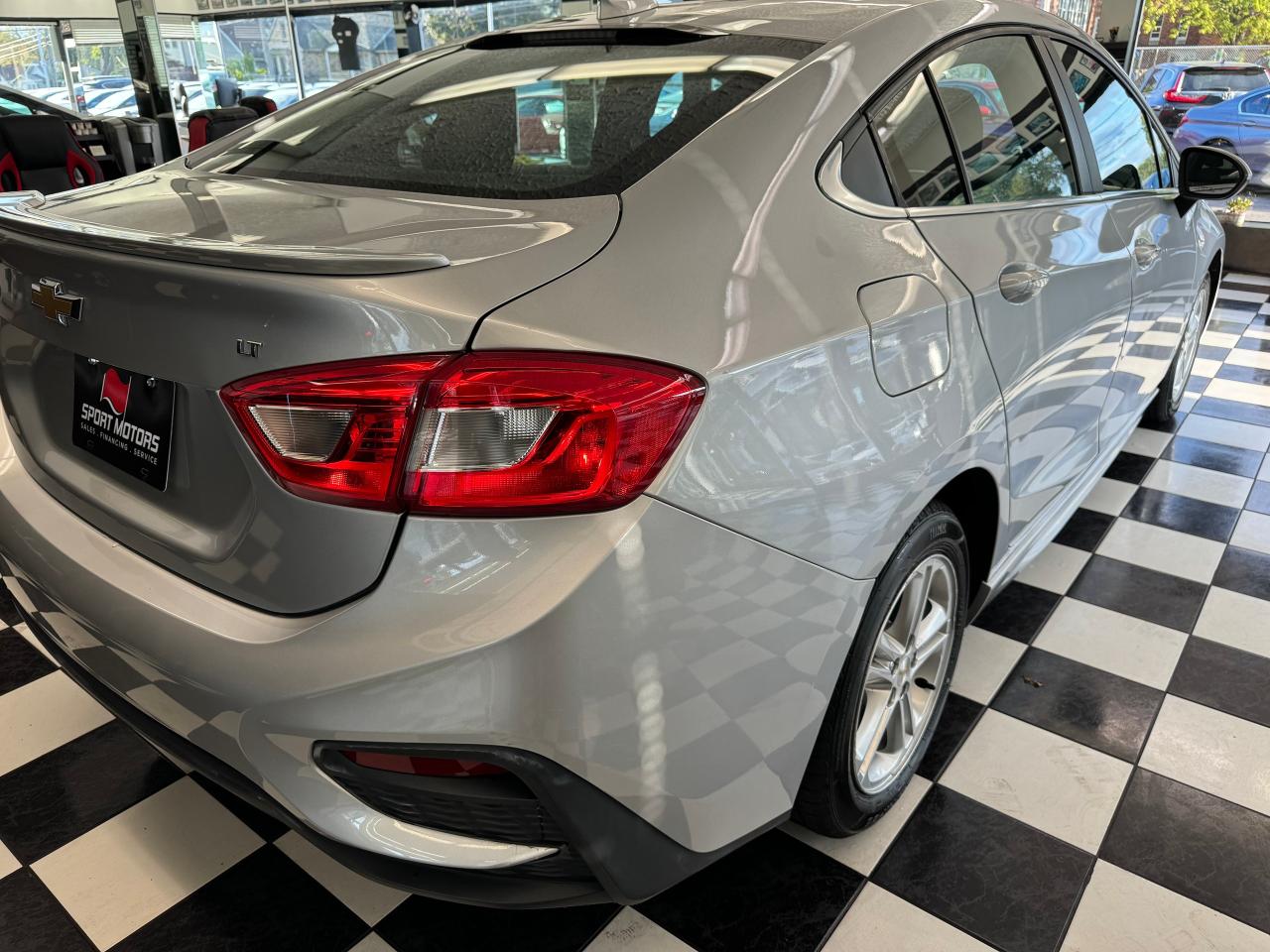 2017 Chevrolet Cruze LT+ApplePlay+Remote Start+New Tires+Brakes+Camera - Photo #36