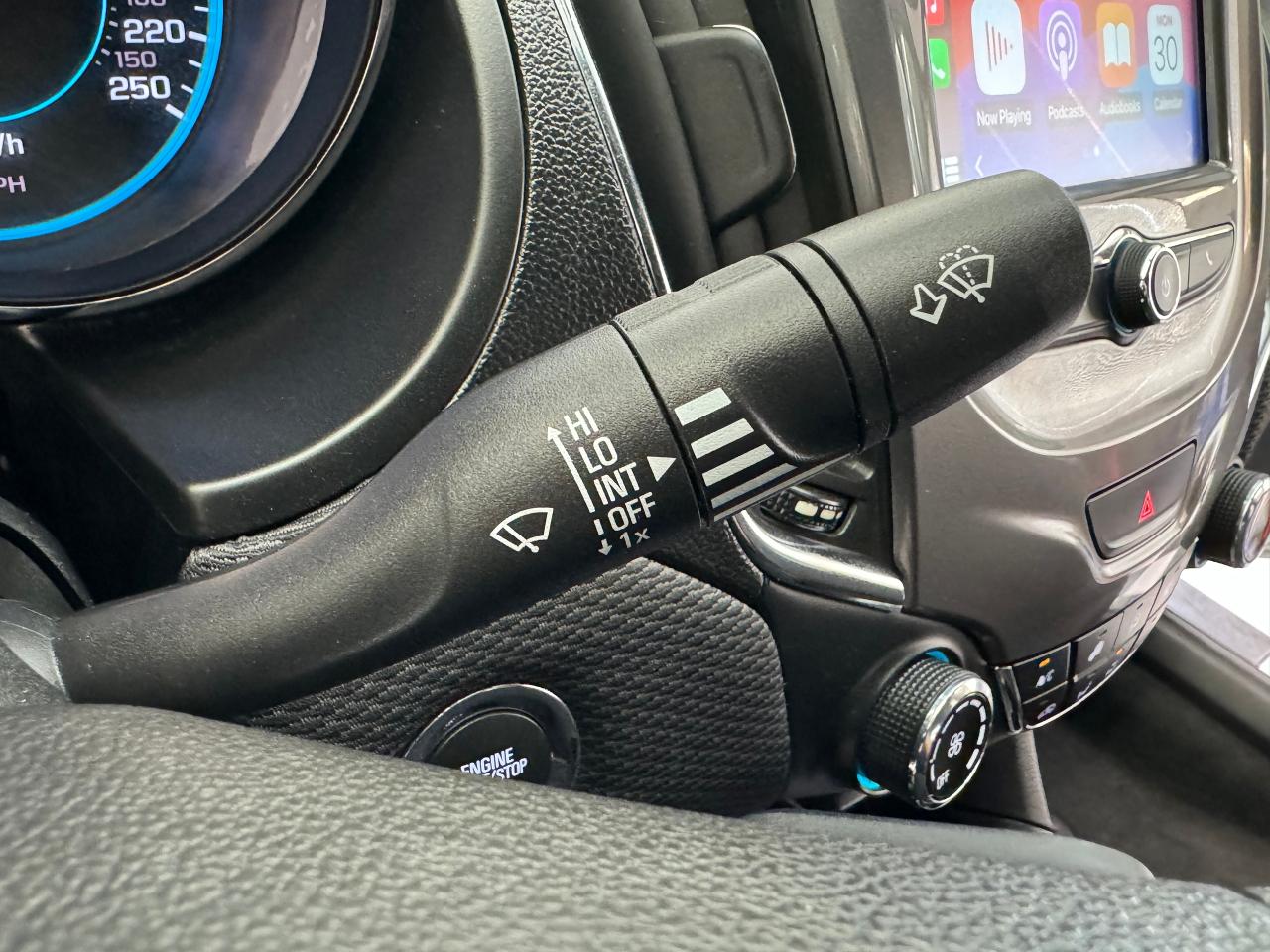 2017 Chevrolet Cruze LT+ApplePlay+Remote Start+New Tires+Brakes+Camera - Photo #41