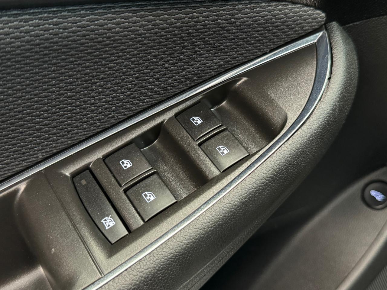 2017 Chevrolet Cruze LT+ApplePlay+Remote Start+New Tires+Brakes+Camera - Photo #44