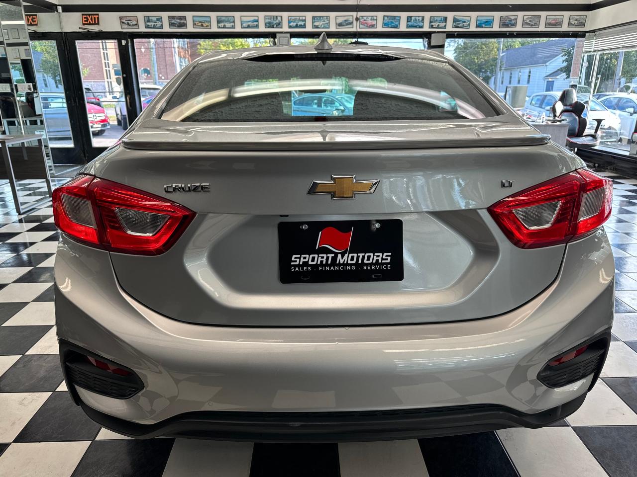 2017 Chevrolet Cruze LT+ApplePlay+Remote Start+New Tires+Brakes+Camera - Photo #5