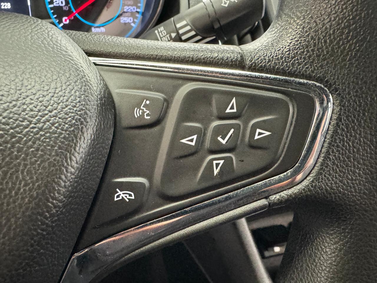 2017 Chevrolet Cruze LT+ApplePlay+Remote Start+New Tires+Brakes+Camera - Photo #39