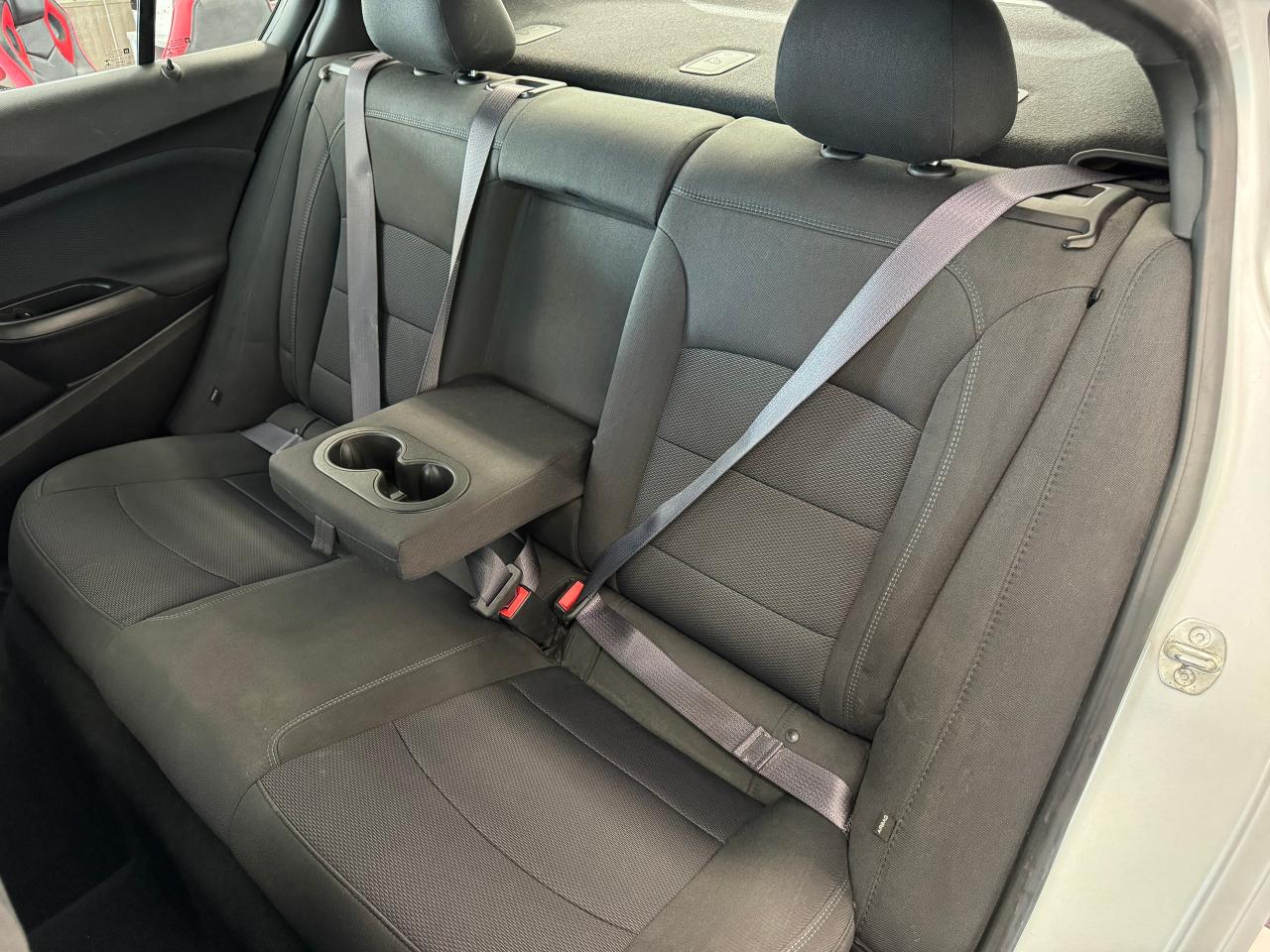 2017 Chevrolet Cruze LT+ApplePlay+Remote Start+New Tires+Brakes+Camera - Photo #23