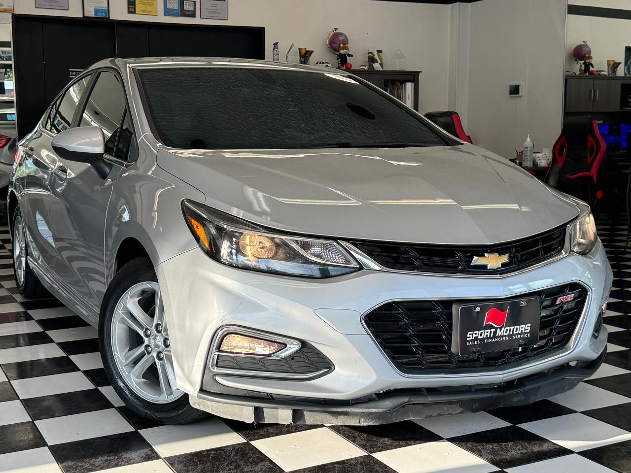 2017 Chevrolet Cruze LT+ApplePlay+Remote Start+New Tires+Brakes+Camera - Photo #13
