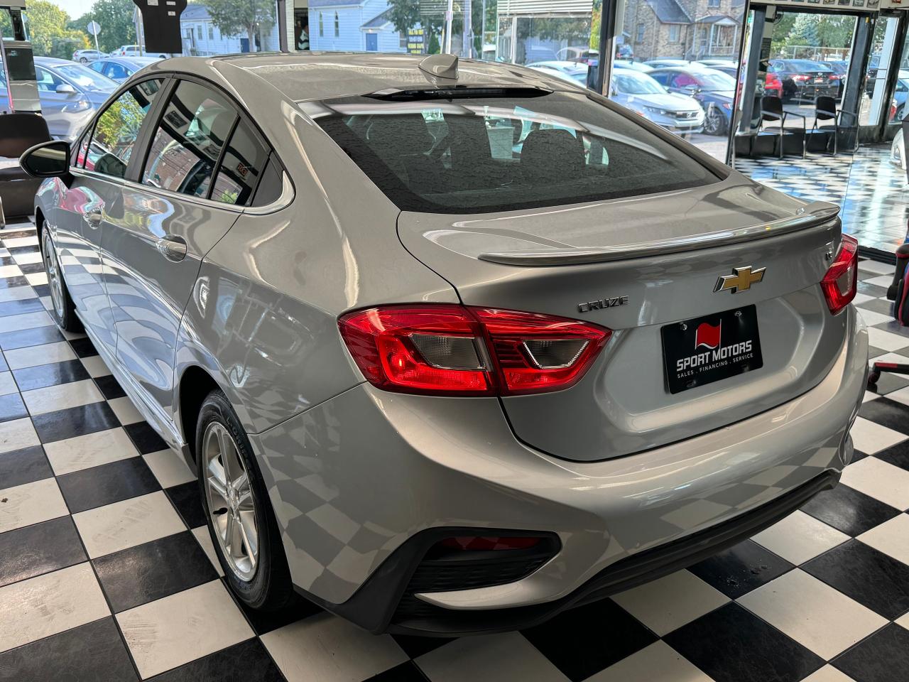 2017 Chevrolet Cruze LT+ApplePlay+Remote Start+New Tires+Brakes+Camera - Photo #4