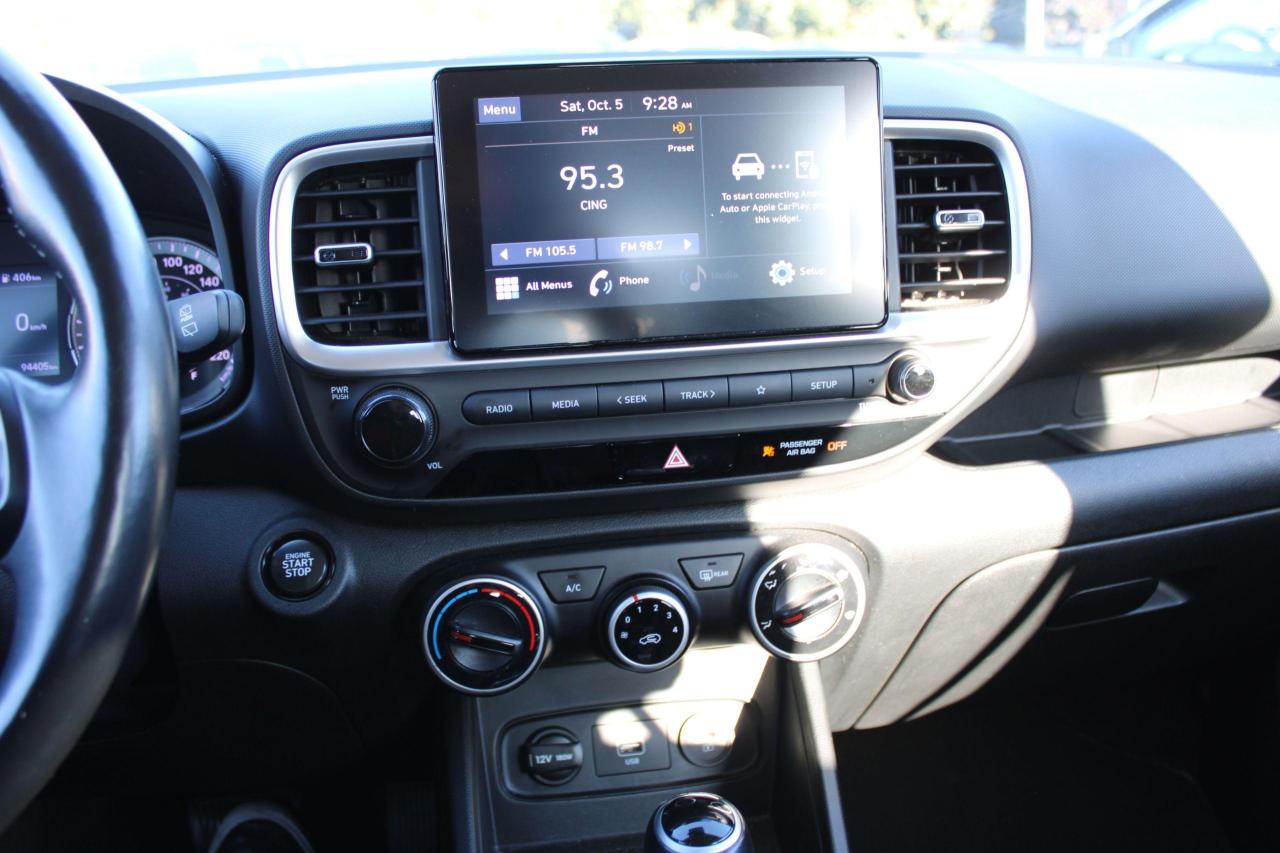 2021 Hyundai Venue Trend IVT - Photo #16