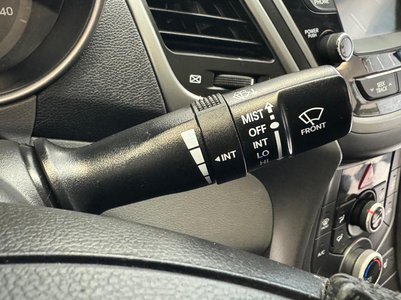 2014 Hyundai Elantra GLS+Sunroof+A/C+Camera+Heated Seats+Bluetooth Photo98
