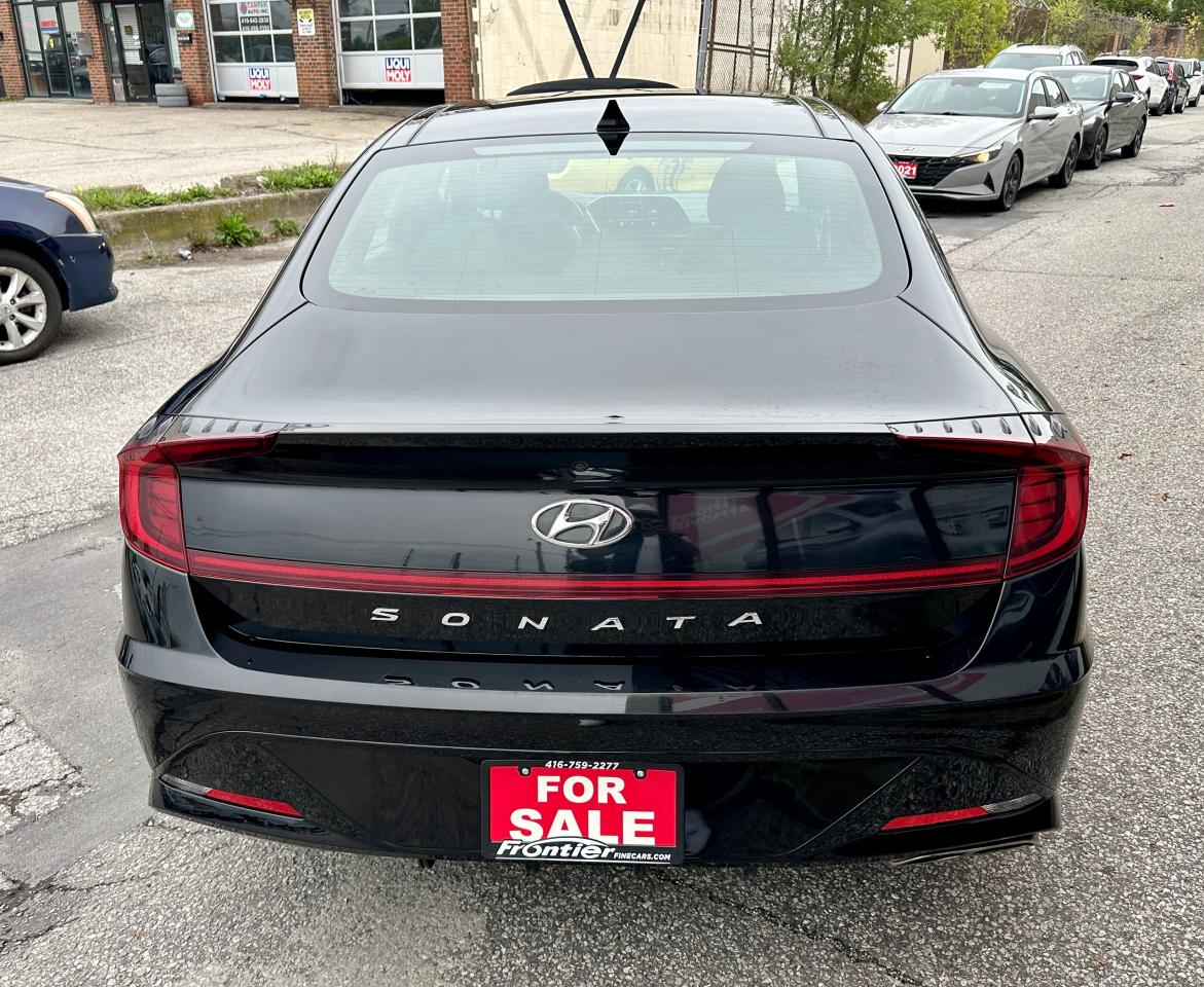 2022 Hyundai Sonata 1.6T SPORT Photo4