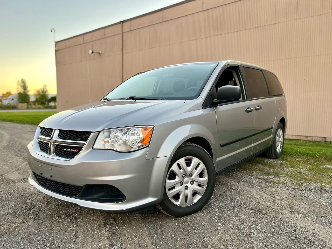2016 Dodge Grand Caravan SE - Photo #1