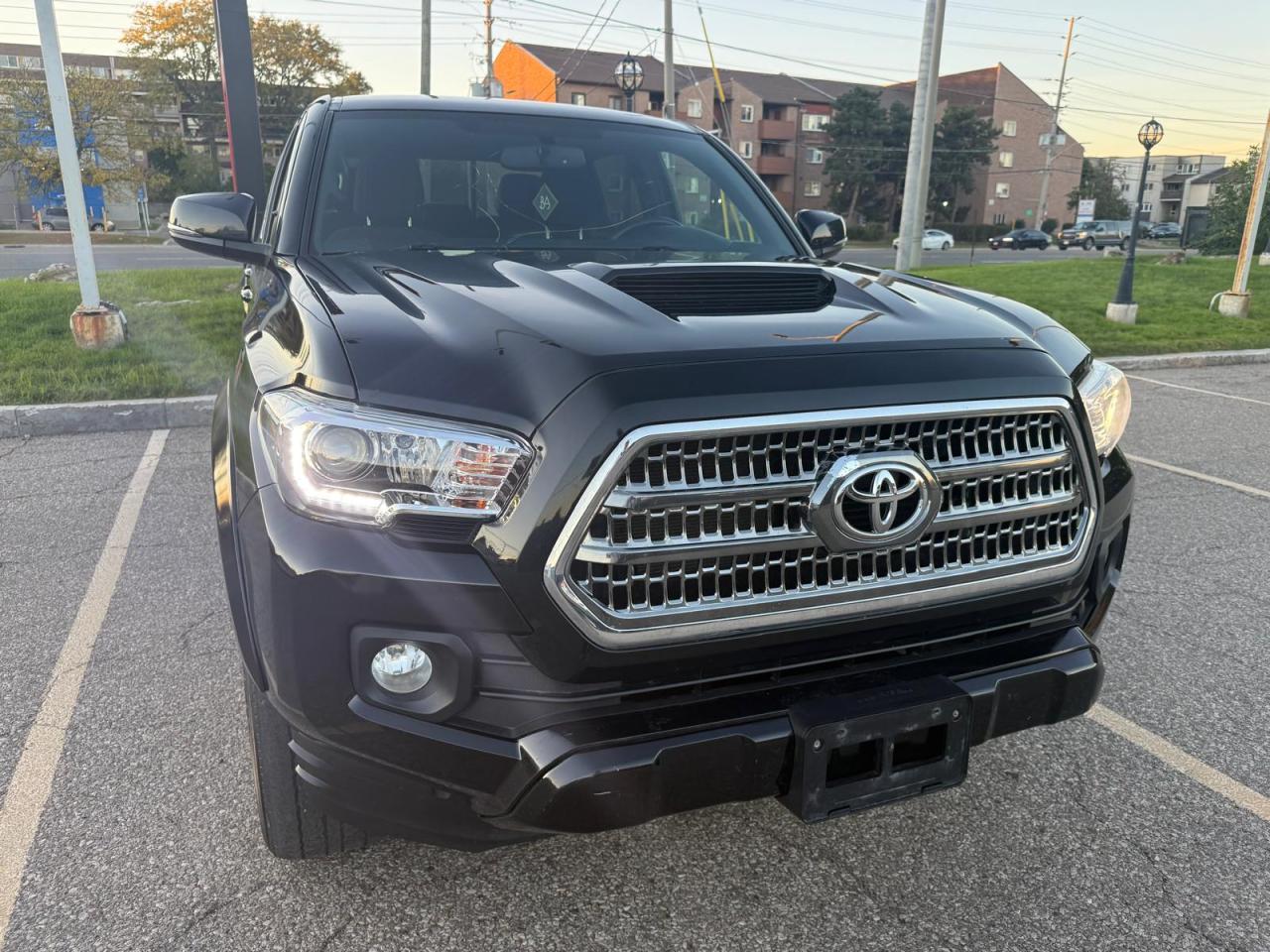 2017 Toyota Tacoma SR5  DOUBLE CAB  6FOOT 6CYL BACK CAMERA MP3 NAVI - Photo #7