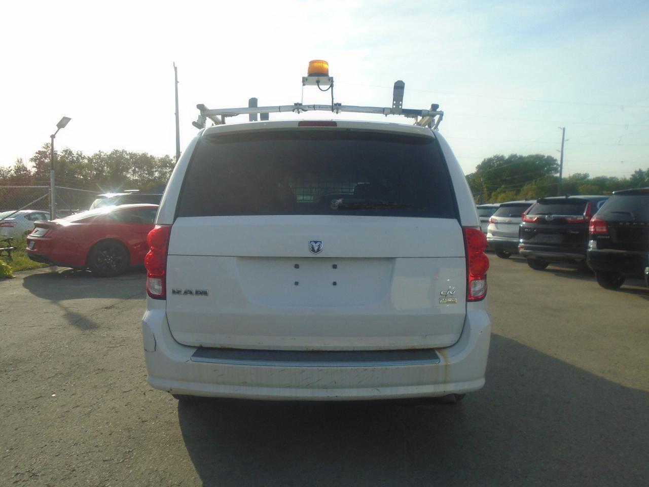 2015 RAM Cargo Van 119  WB - Photo #7