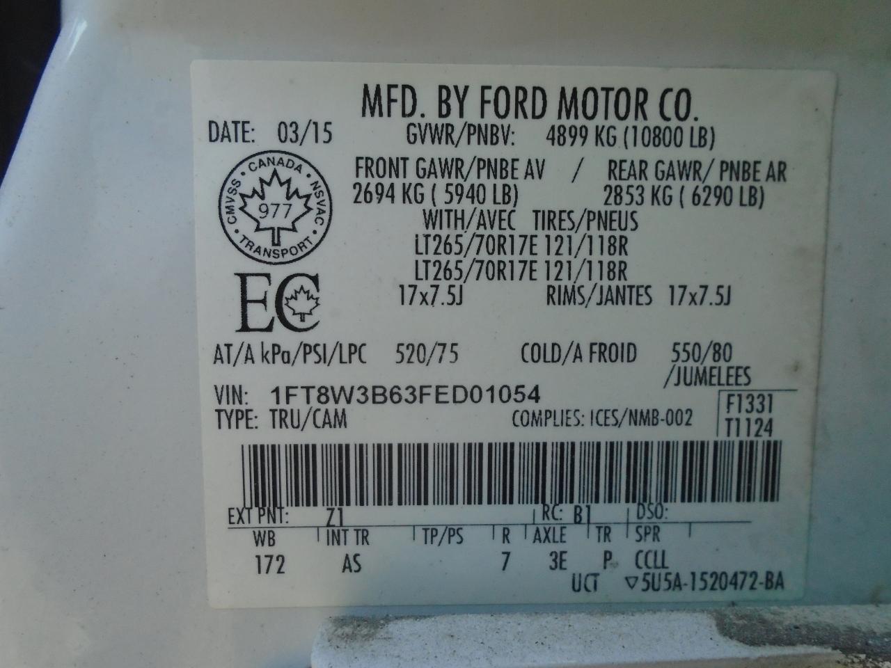 2015 Ford F-350 4WD Crew Cab 172  XL RAIL TRUCK - Photo #25