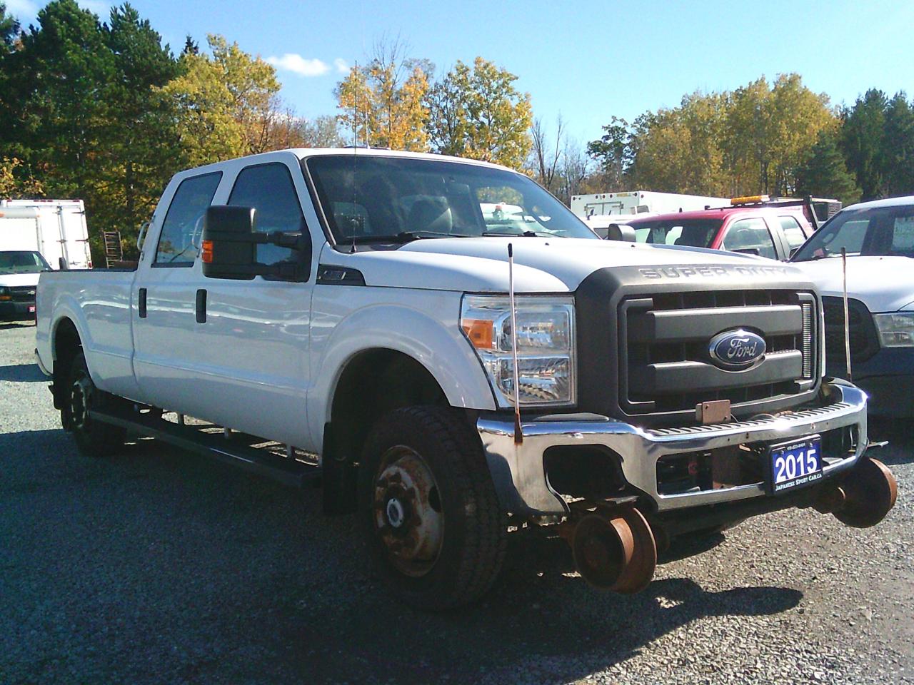 2015 Ford F-350 4WD Crew Cab 172  XL - Photo #3