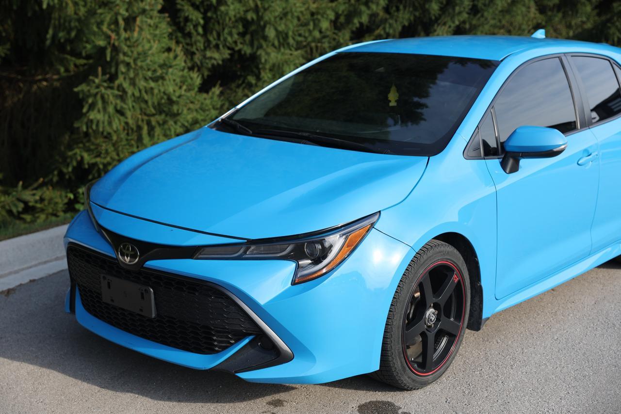 2019 Toyota Corolla SE Hatchback - Photo #2