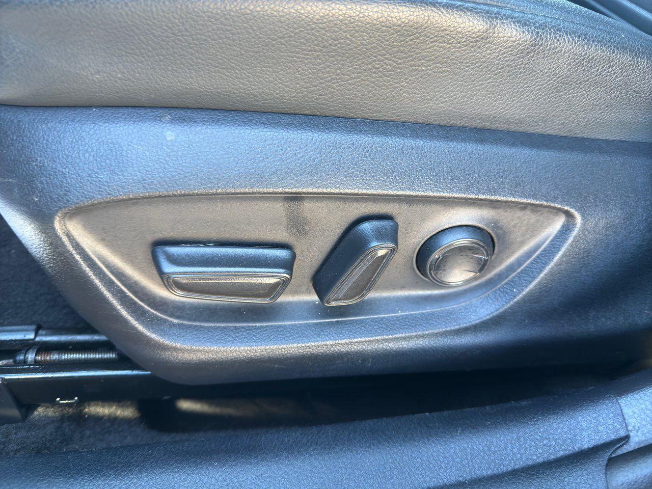 2022 Toyota Camry SE Photo