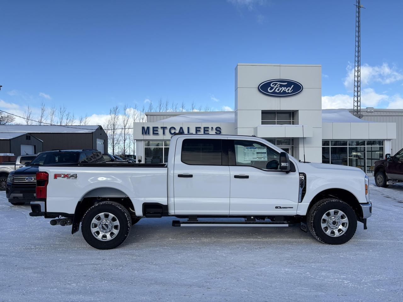 New 2024 Ford F-250 Super Duty SRW XLT 4WD CREW CAB 6.75' BOX for sale in Treherne, MB