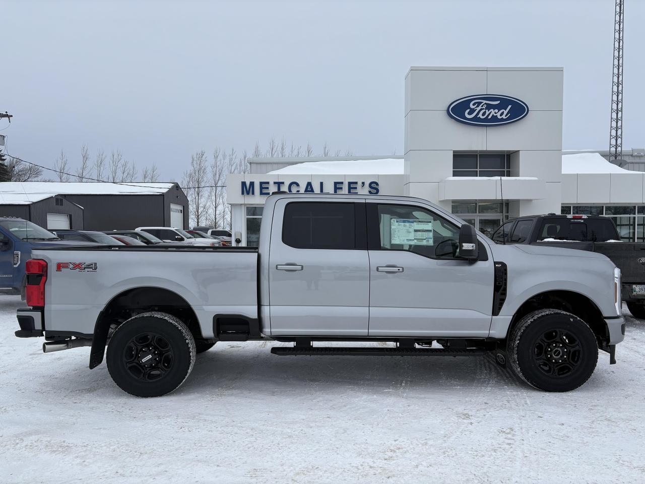 New 2024 Ford F-250 Super Duty SRW XLT 4WD CREW CAB 6.75' BOX for sale in Treherne, MB