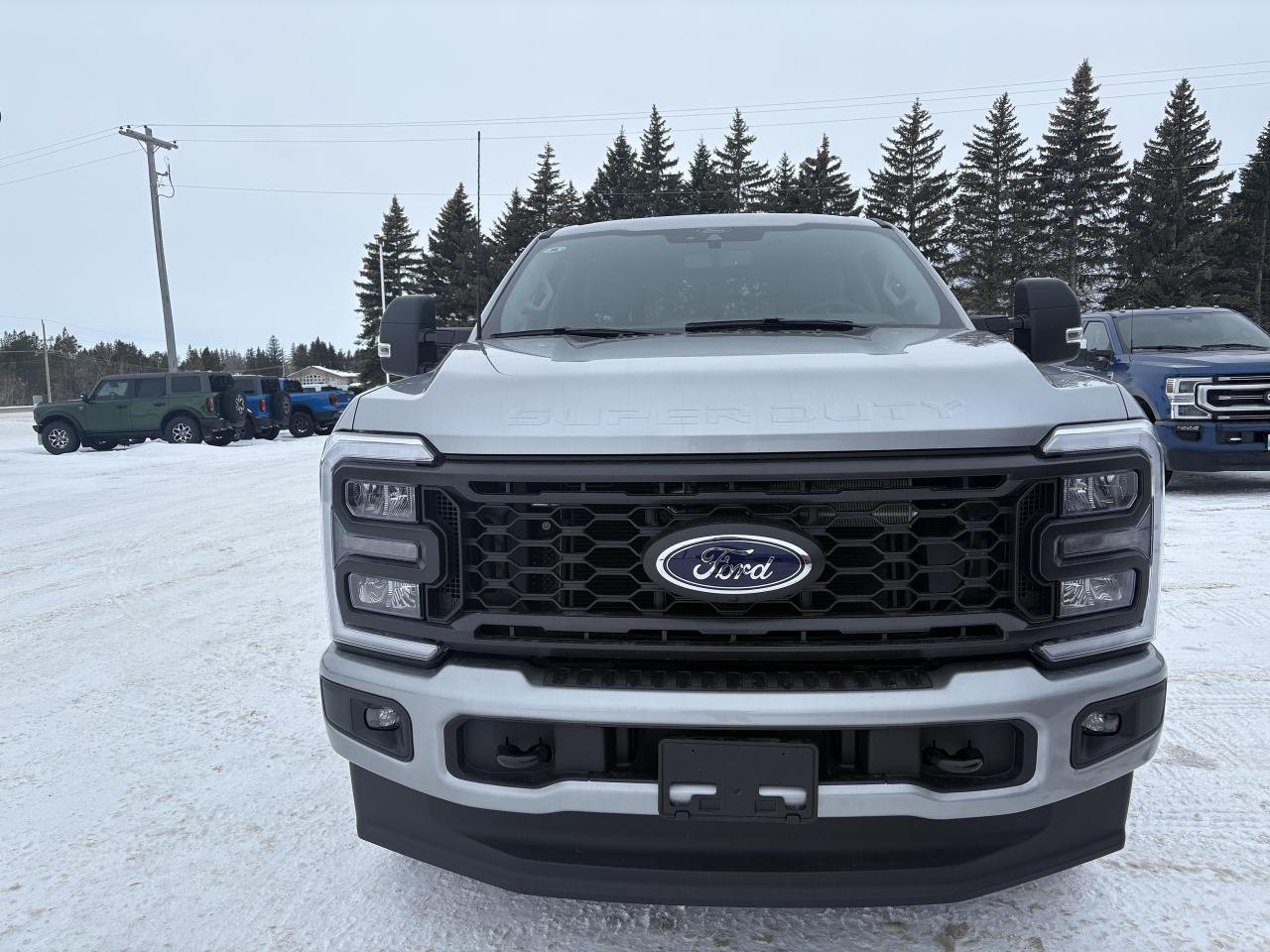 2024 Ford F-250 Super Duty SRW XLT 4WD CREW CAB 6.75' BOX Photo4