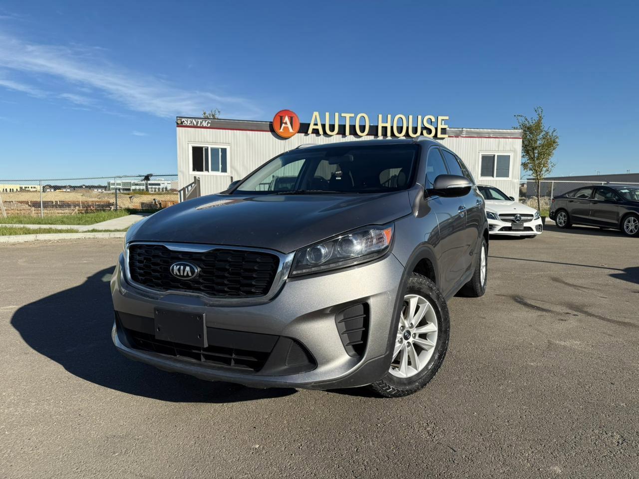 Used 2019 Kia Sorento LX | HEATED SEATS | BLUETOOTH | BACKUP CAMERA | CARPLAY for sale in Calgary, AB