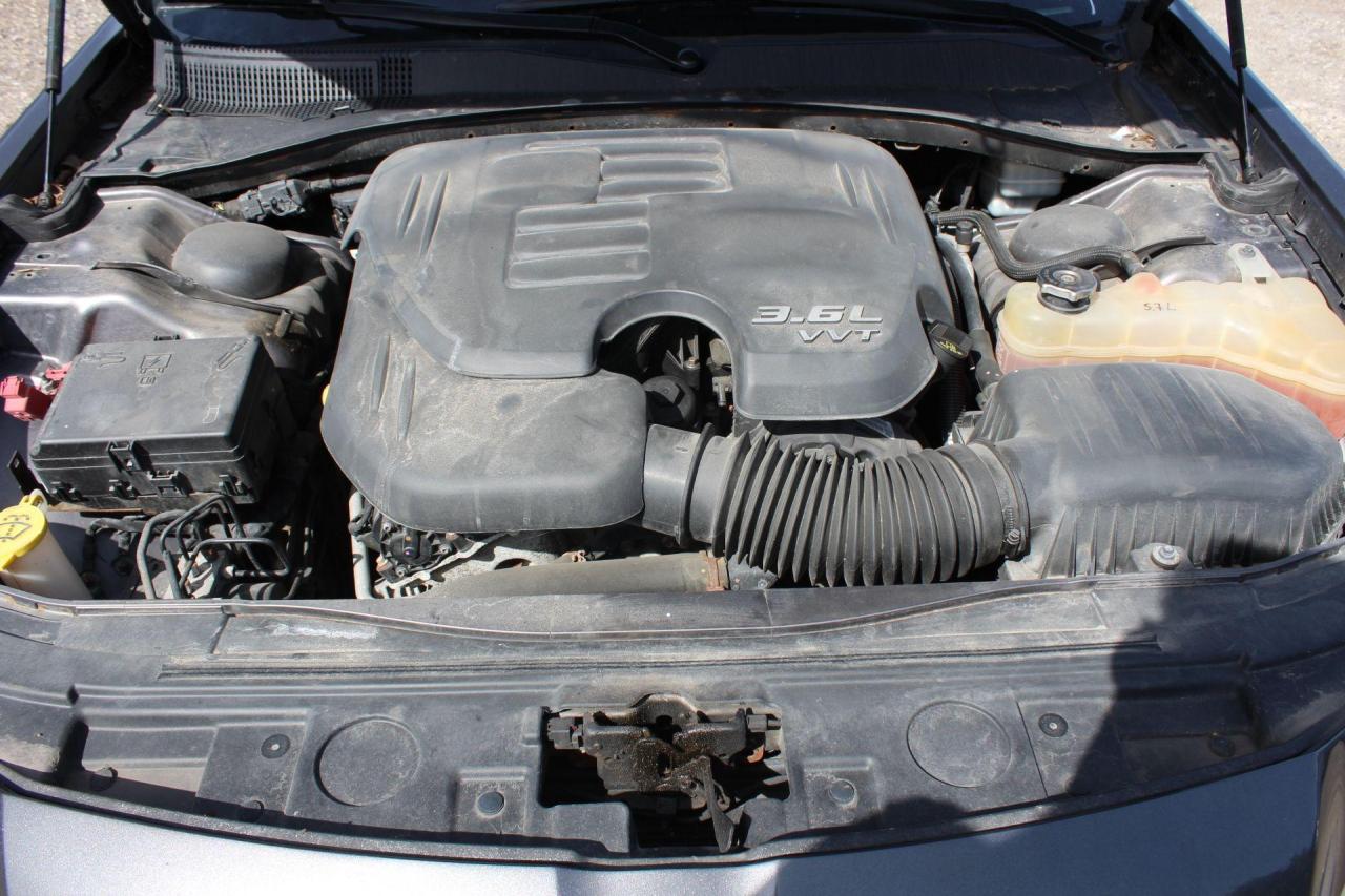 2013 Chrysler 300  Photo