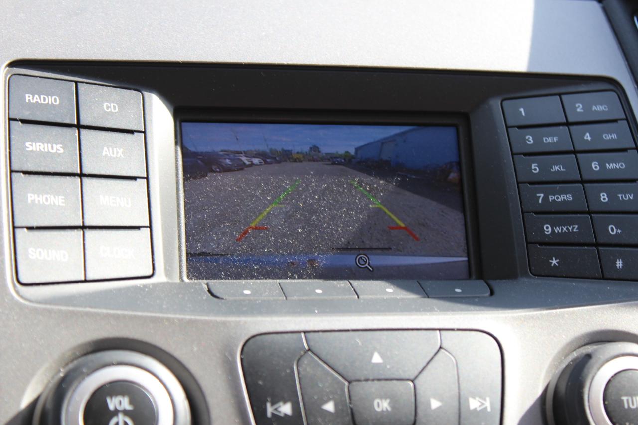 2016 Ford Taurus  Photo