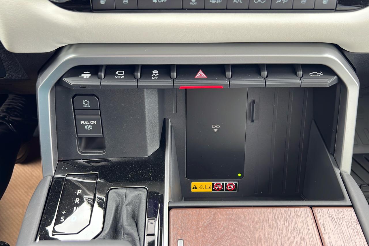 2025 Toyota Tundra CAPSTONE Photo