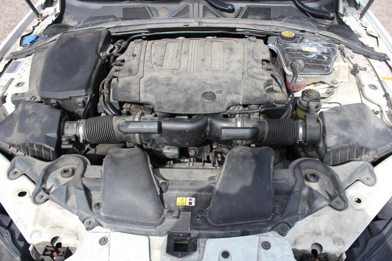 2015 Jaguar XF  Photo