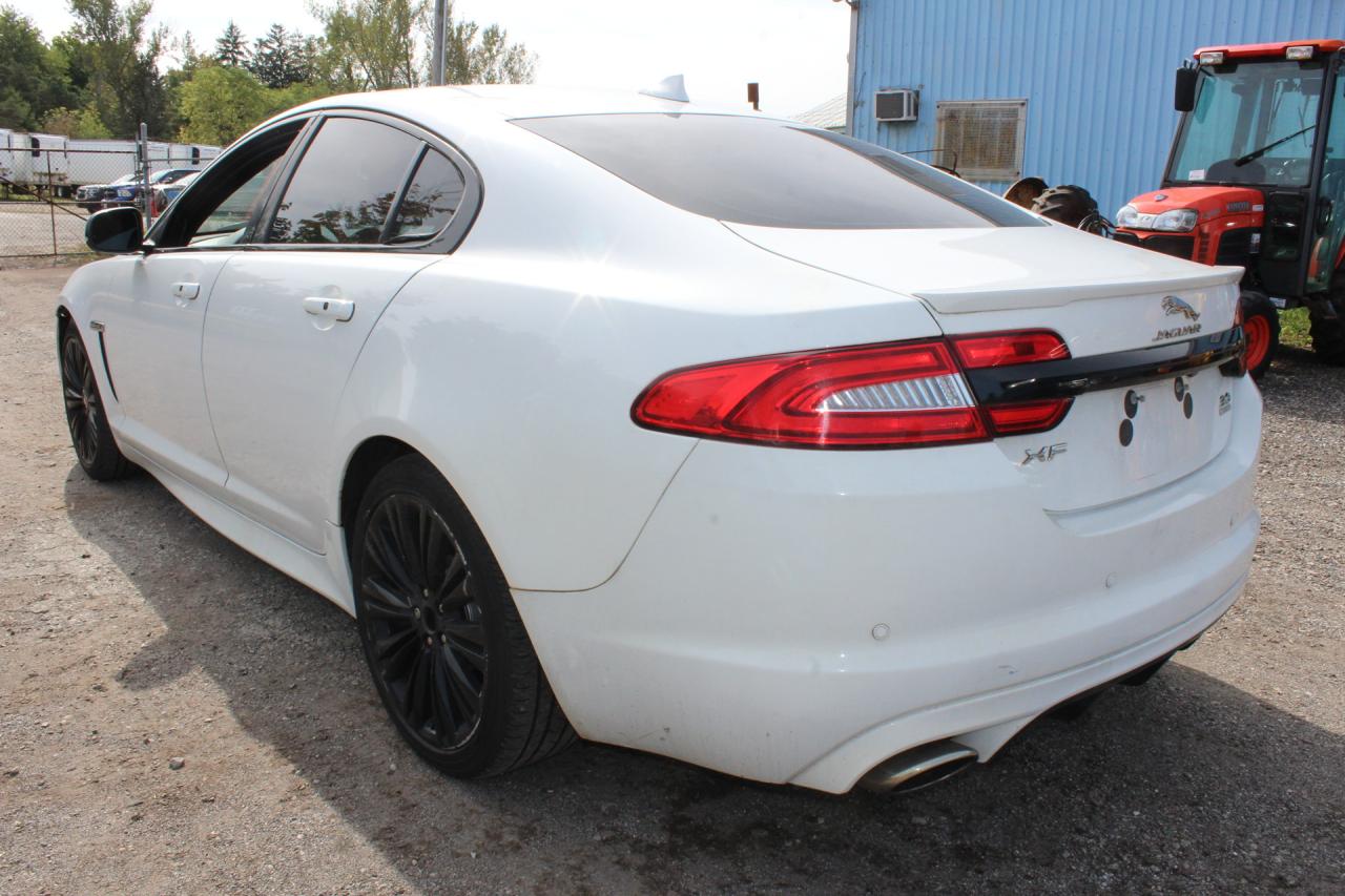 2015 Jaguar XF  Photo