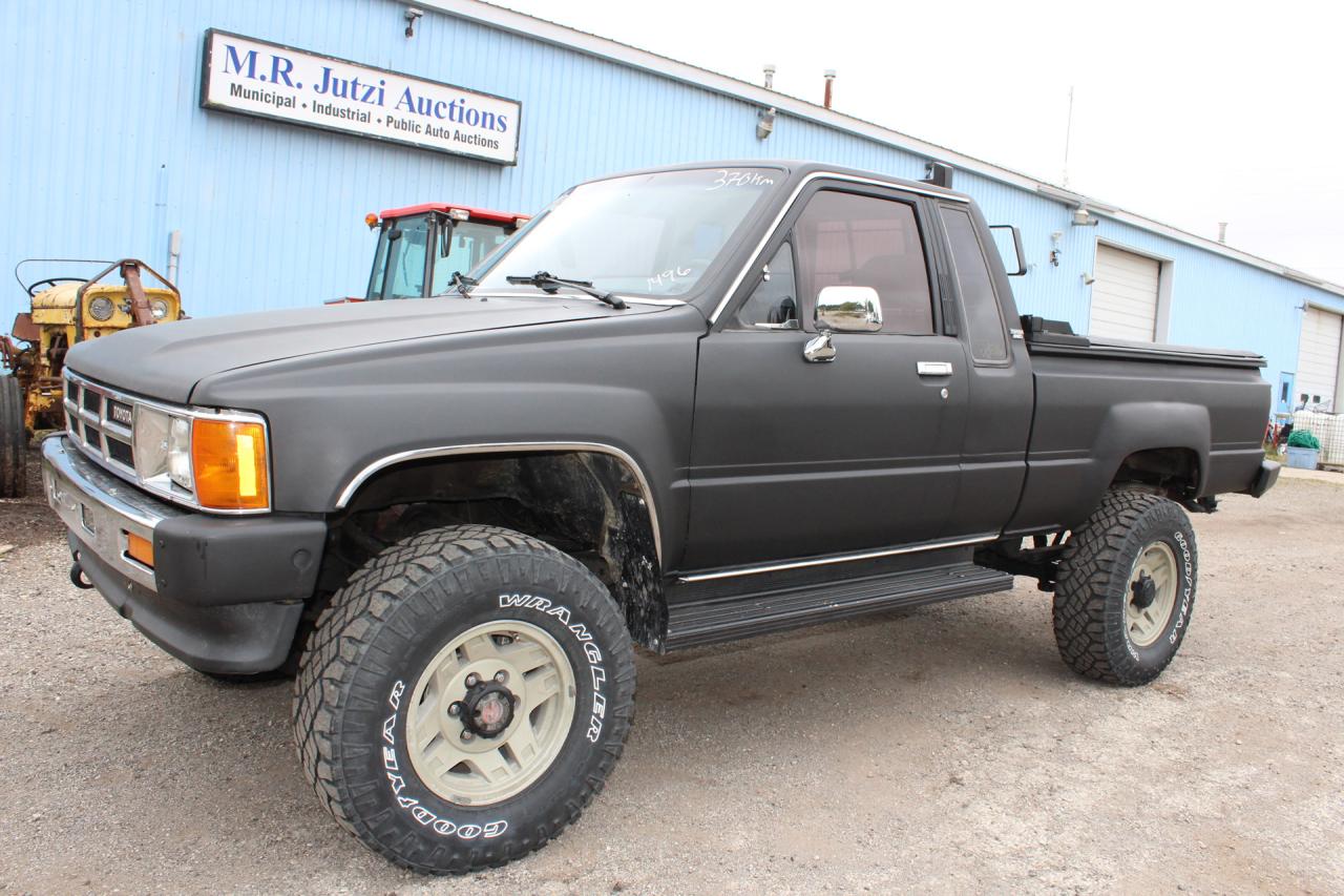 Used 1986 Toyota Truck  for sale in Breslau, ON