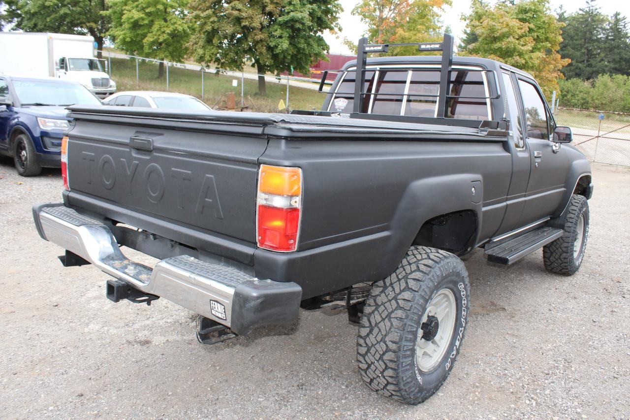 1986 Toyota Truck  Photo2