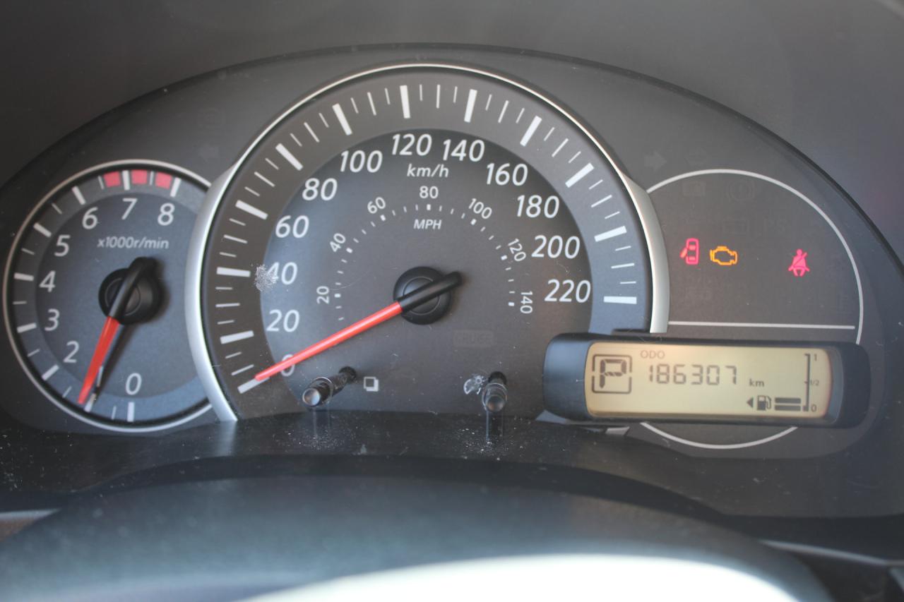 2016 Nissan Micra  Photo