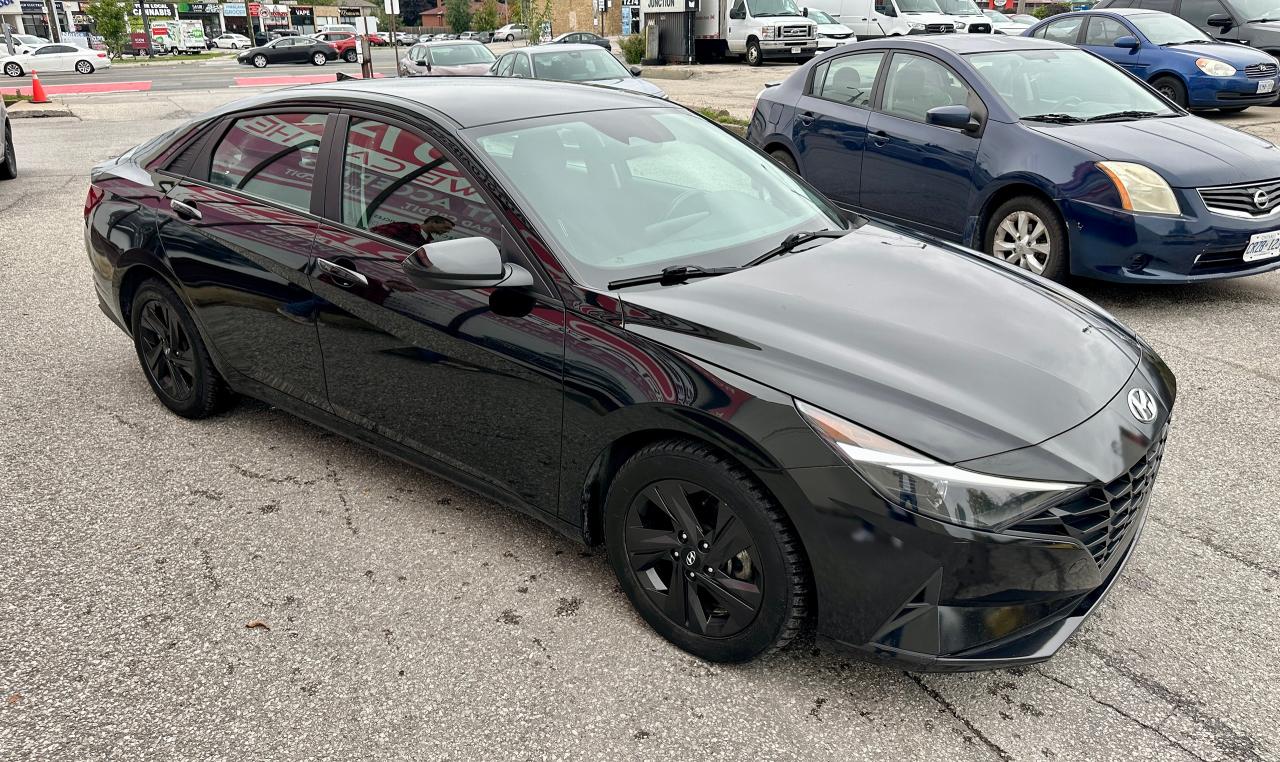 2021 Hyundai Elantra Preferred Photo3