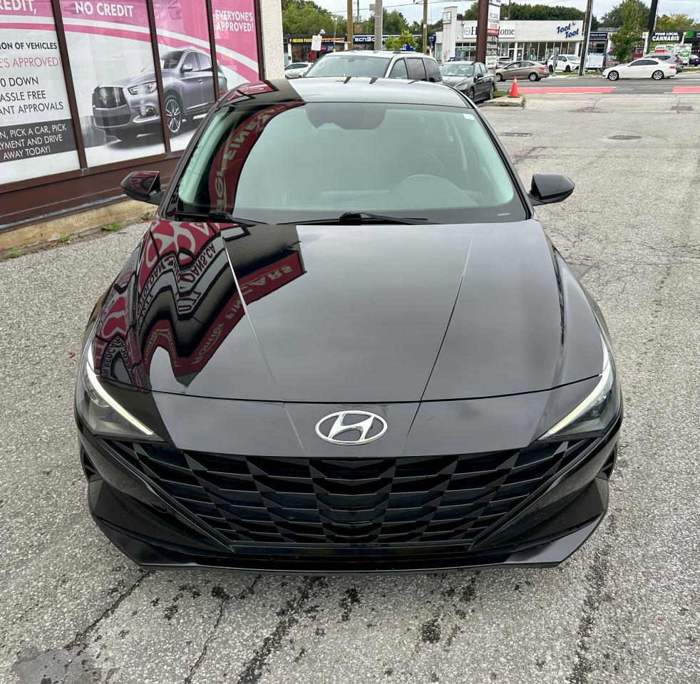 2021 Hyundai Elantra Preferred Photo2