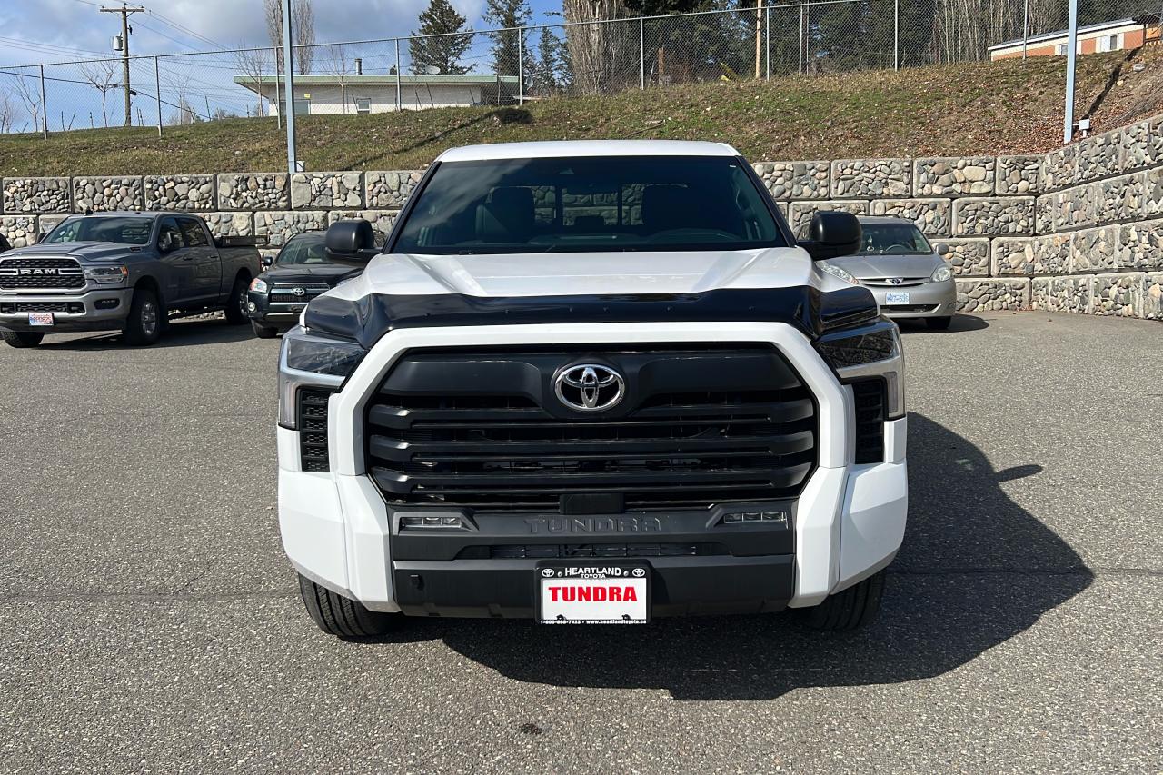 2025 Toyota Tundra SR5 L Photo1